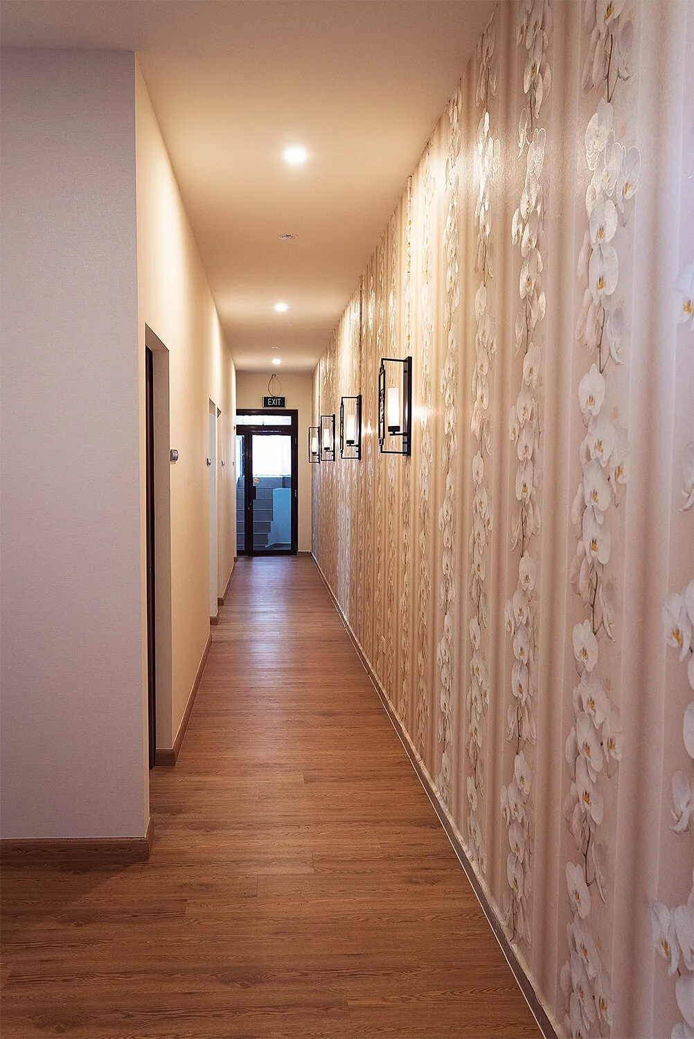 Inside Tree House Spa, view 3